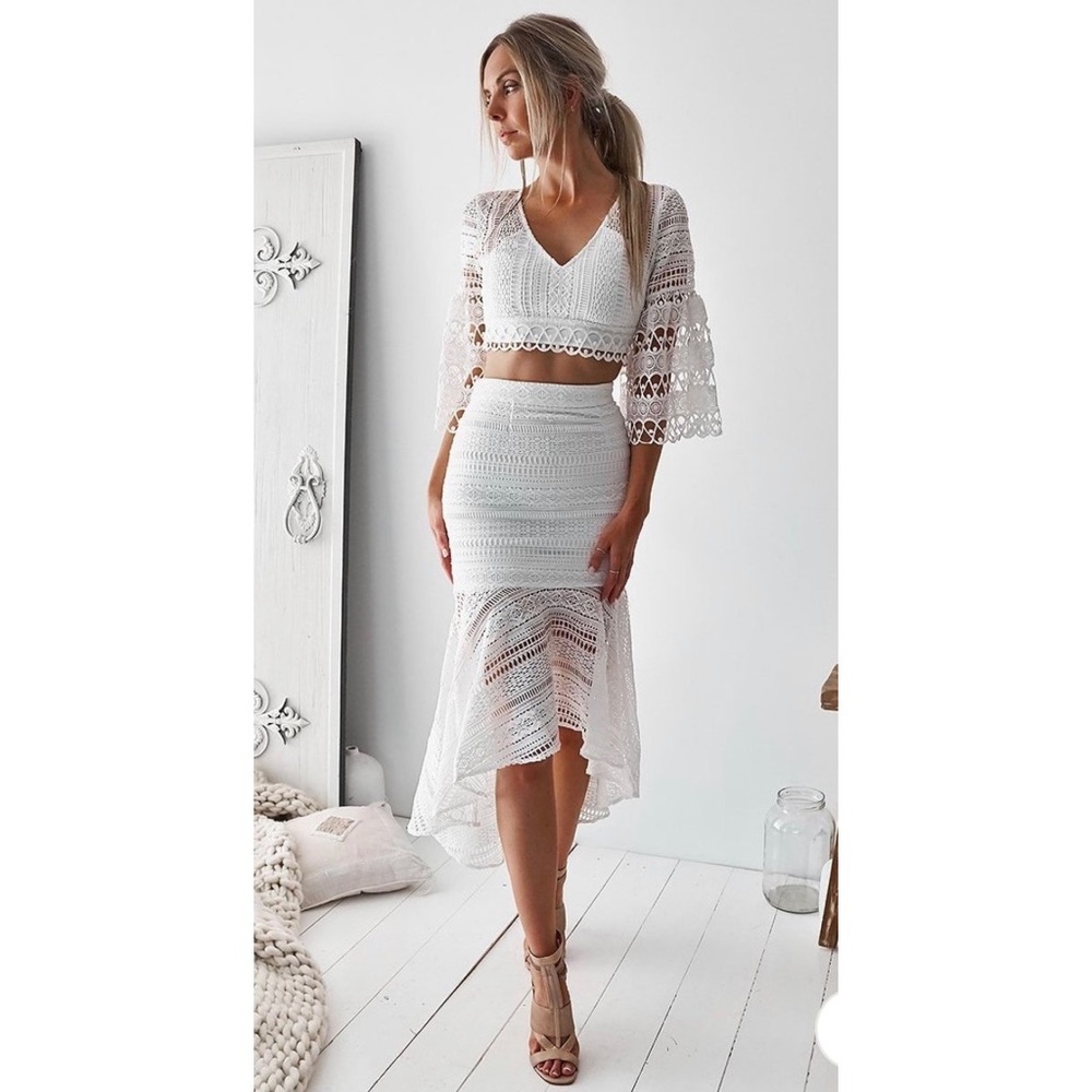 Two Piece White Rylie Set